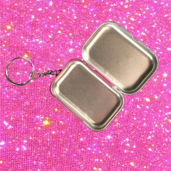 Vintage 90s Coco Bear Keychain - Picture 2 of 3